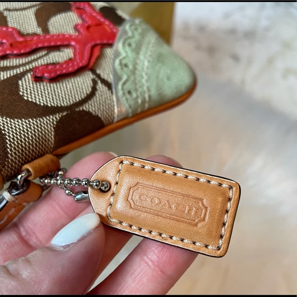 🐠RARE COACH Fish Coral Wristlet Clutch in Teal - Picture 6 of 11
